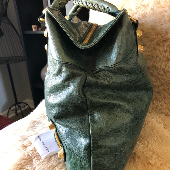 Auth Balenceaga Bag!💗 - Picture 7 of 14